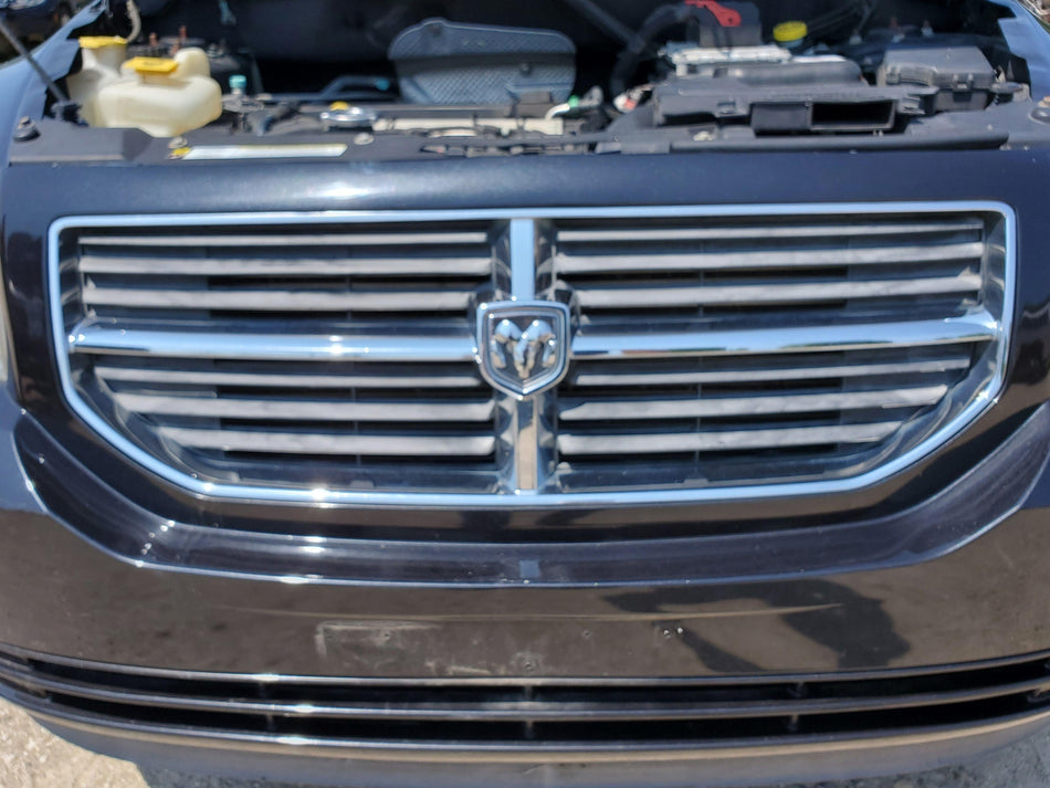 2011-2012 Dodge Caliber Front Grille (black/chrome