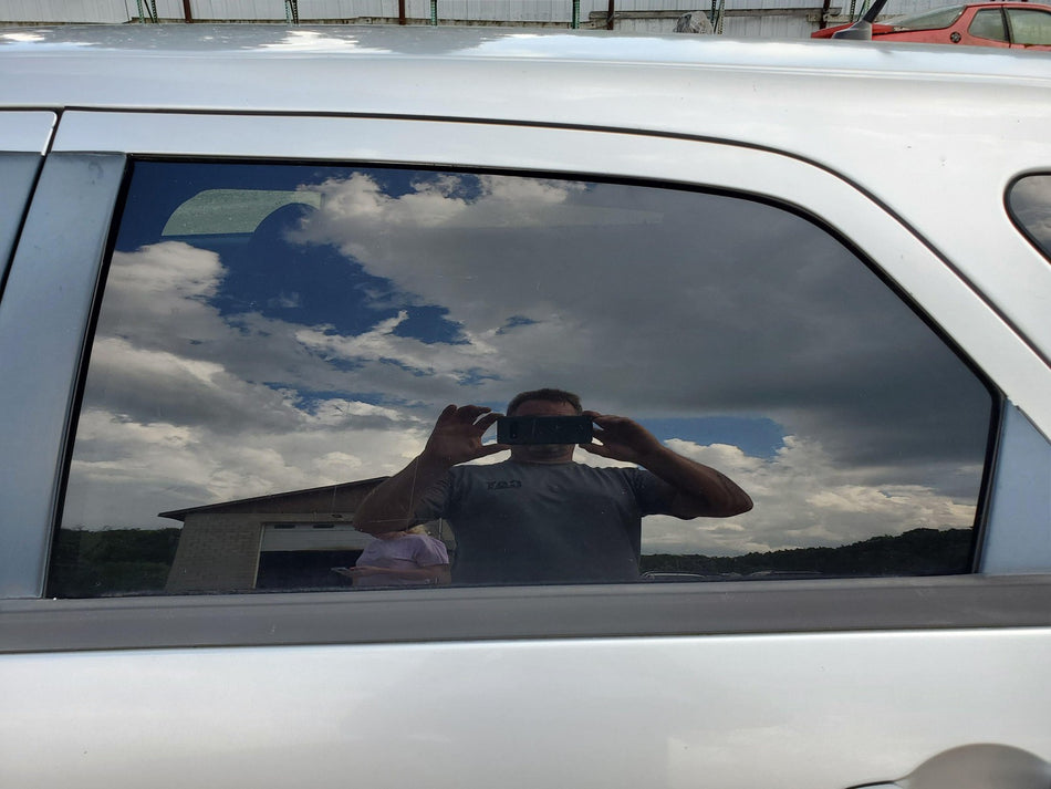 2005-2008 Dodge Magnum Rear LH Door Glass/Window (AS3 privacy tint)