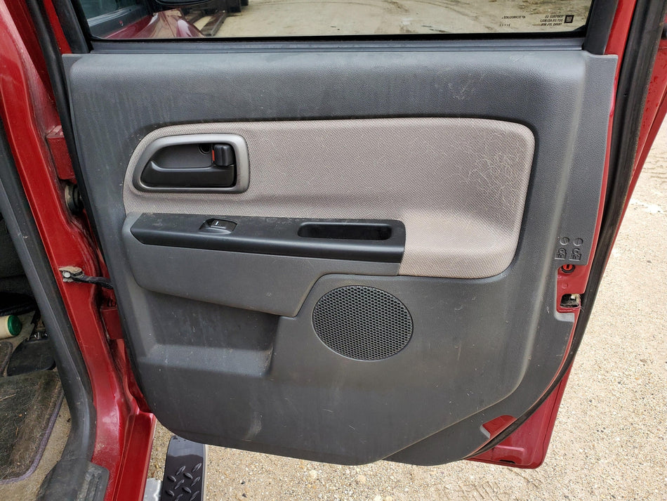 Rear RH Inside Door Panel 2004-2005 GMC/Chevy Canyon/Colorado