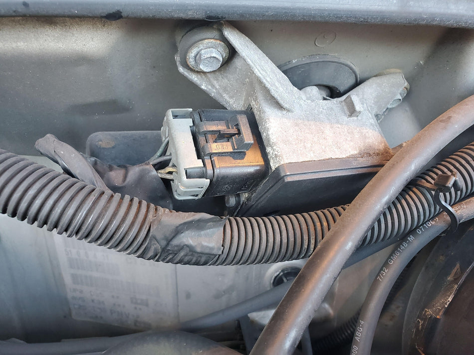 Front Windshield Wiper Motor 1998-2005 Chevy Blazer