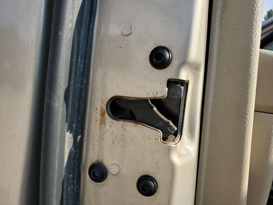 Front LH Door Lock Latch with Cable 2006-2012 Ford Fusion