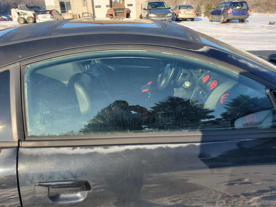 2000-2005 Mitsubishi Eclipse Front RH Passenger Door Glass/Window (cpe