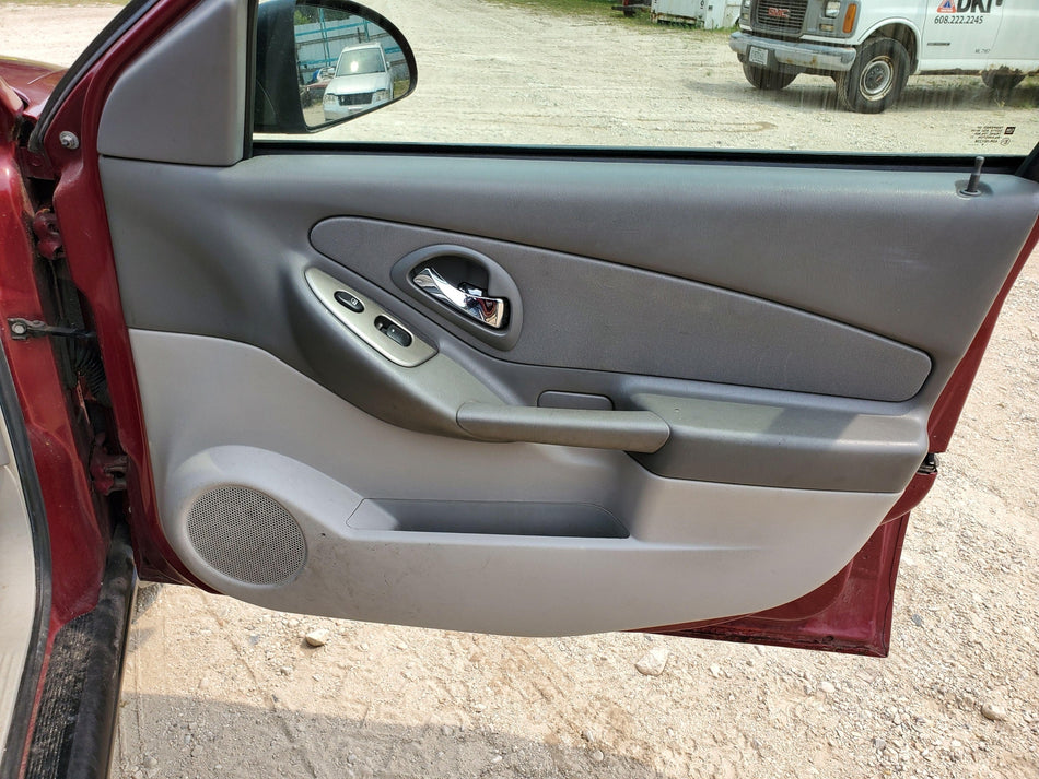 Front Door Trim Panel Chevy MALIBU Right 07