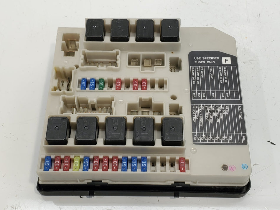 2007-2012 Nissan Versa Fuse Box IPDM Power Supply Module 284B7-EM33A