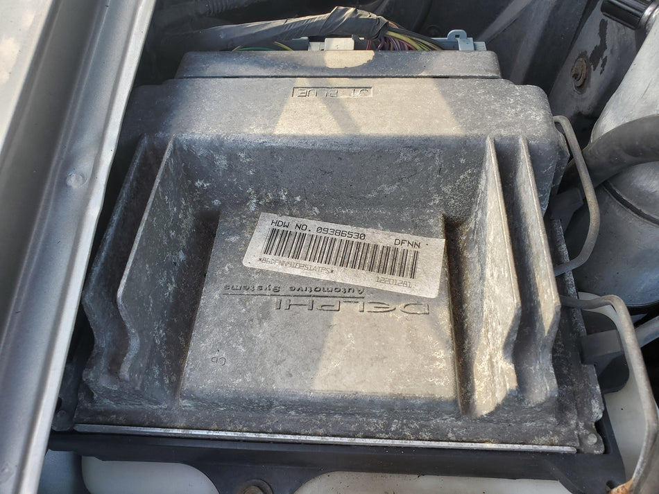 Engine Control Module ECM (RH engine comp) 2001-2002 Chevy Blazer