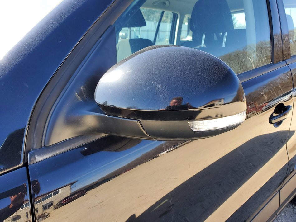 2009-2018 Volkswagen Tiguan LH Door Mirror (power)(heat)(man fold OEM