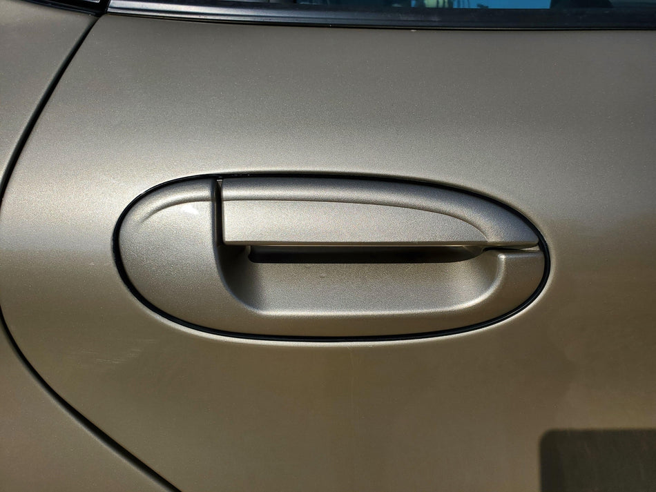 Rear RH Outside Door Handle Assembly (B2 harvest gold) 1999-2007 Ford Taurus