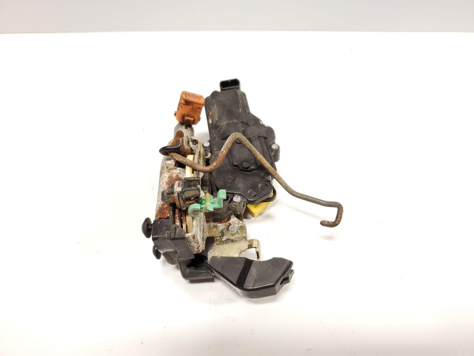 Front Door Latch FORD F250 SD PICKUP Left 03 OEM
