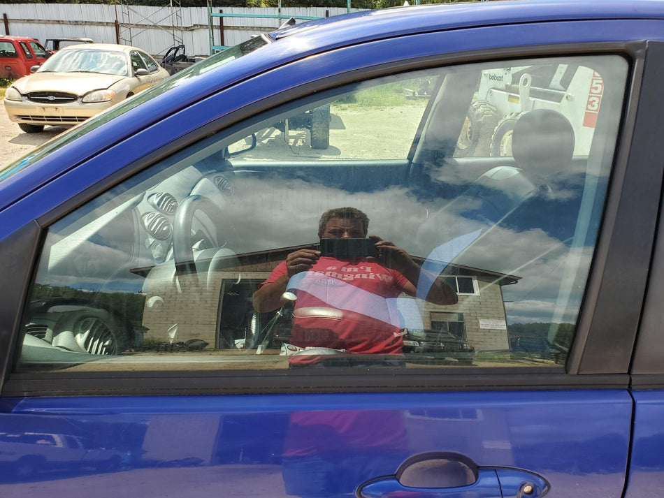 2000-2007 Ford Focus Front LH Door Glass/Window (AS2 tint)(exc. Cpe OEM