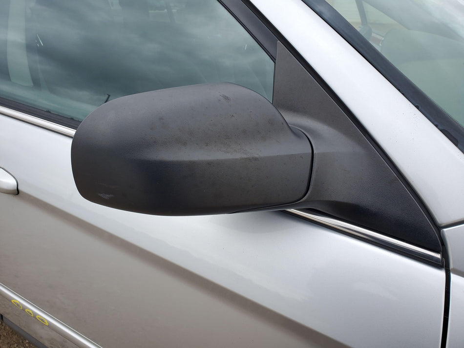 2004-05Right RHDoorMirror(blacktextured)(power)(w/oautodimming) ChryslerPacifica
