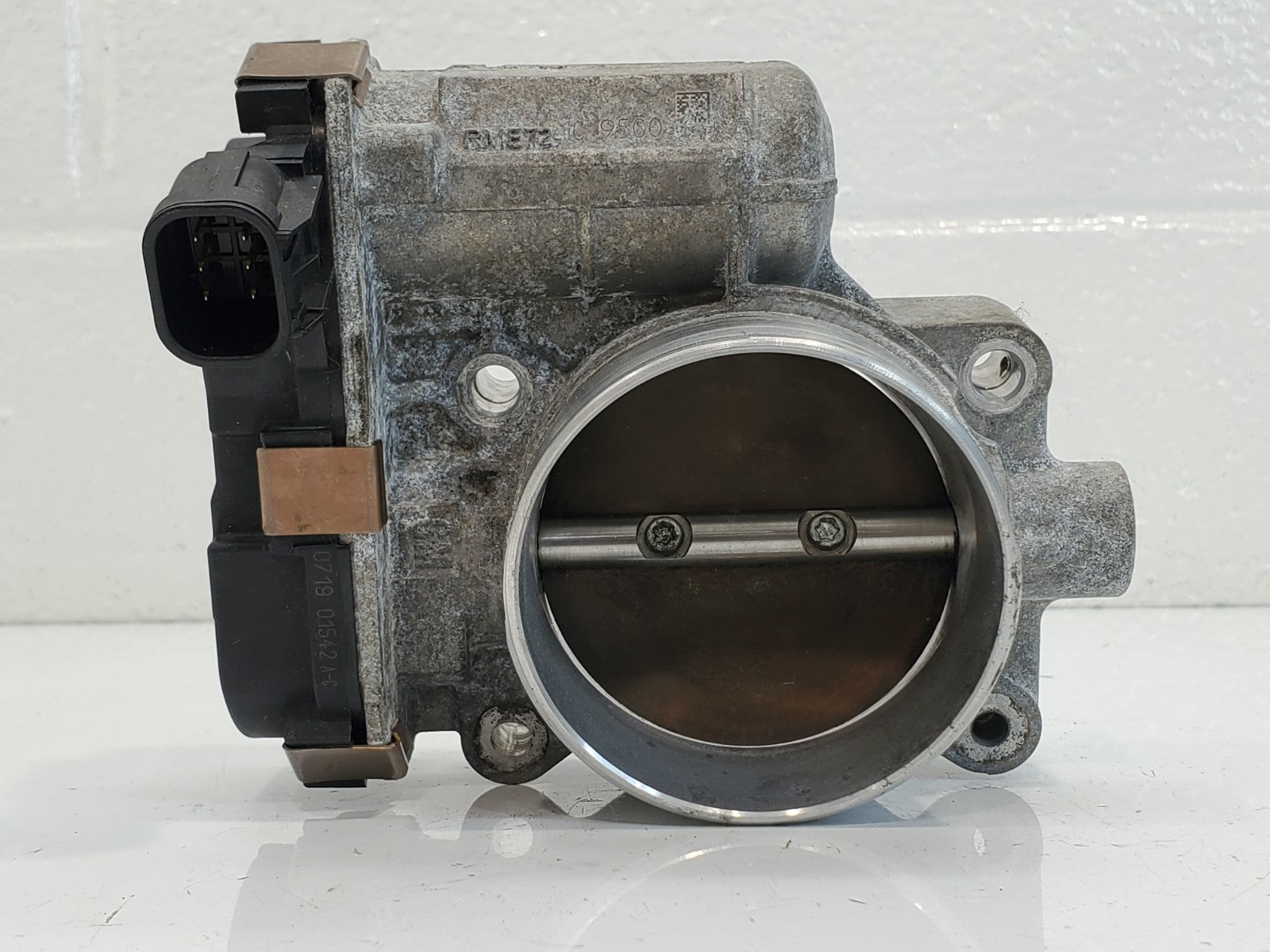 2006-2011 Chevy Impala 3.5L 3.9L Throttle Body Assembly with Bolts OEM 12609500