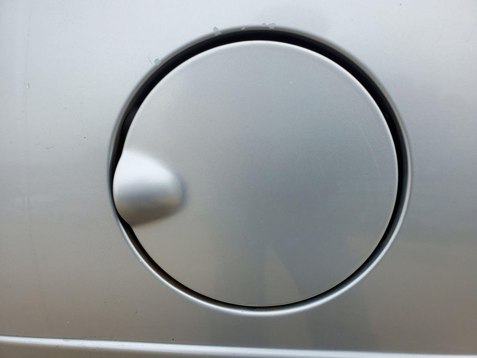 1999-2003 SAAB 9-3 93 Fuel Tank Filler Door Lid (silver metallic) Convertible