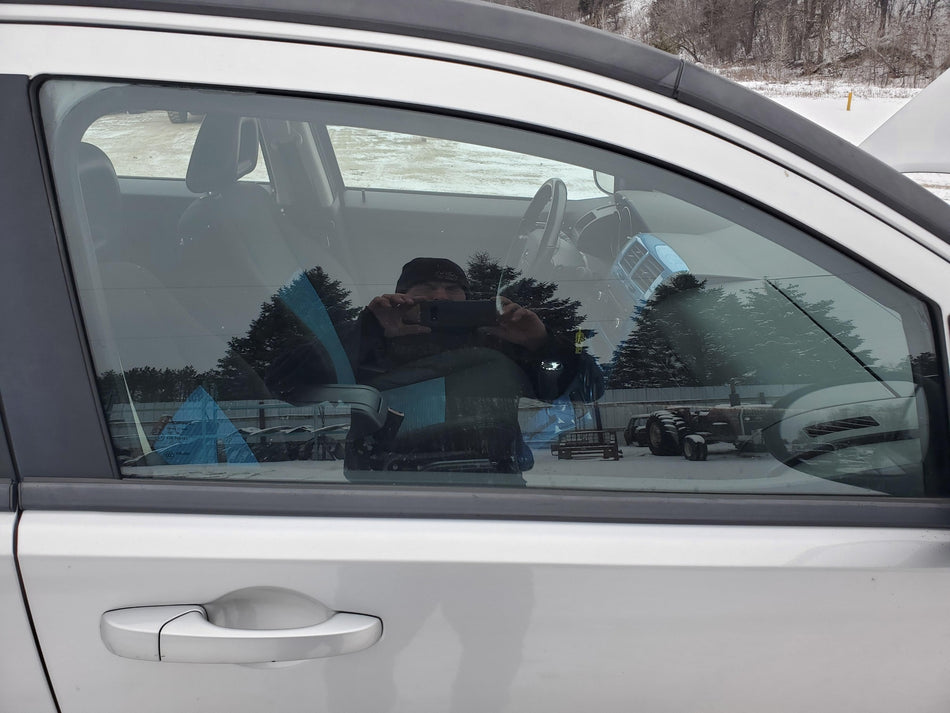2007-2012 Dodge Caliber Front RH Passenger Door Glass/Window (tint AS2 OEM