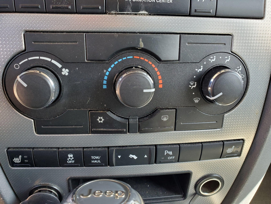06 2007 Jeep Commander Front A/C Heater Control (manual temp control)