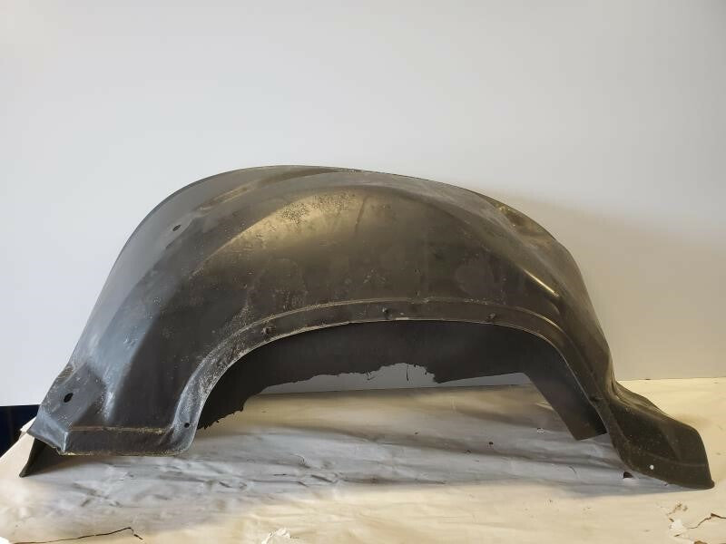 LH-Driver Inner Fender Liner 246 TCHEV3500 1989  1988-2000 Chevy GMC