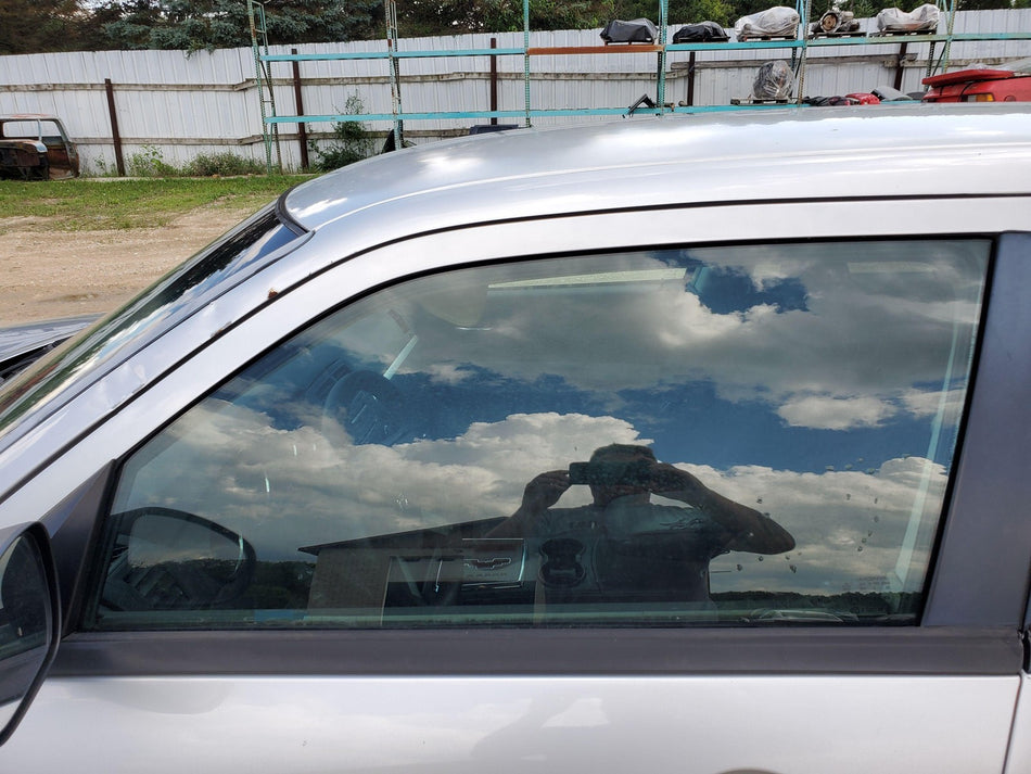 2005-2008 Dodge Magnum Front LH Door Glass/Window (AS2 solar tint)