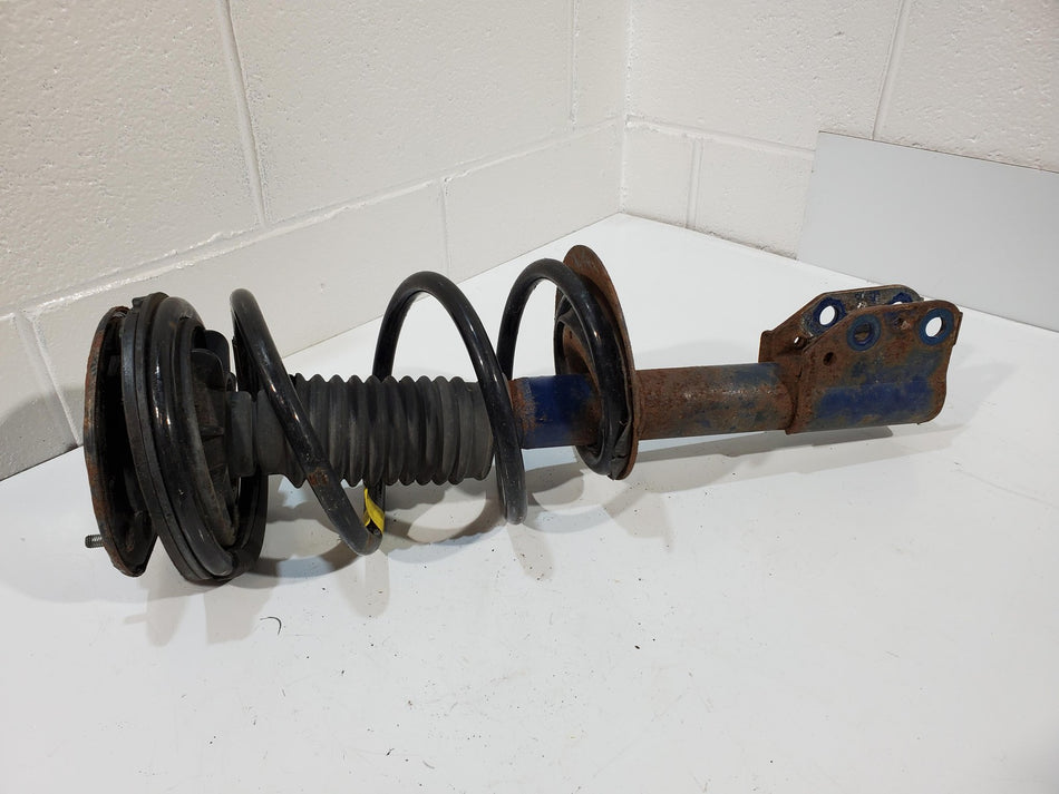 2000-2005 Pontiac Grand Am Front RH Strut Assembly Newer Replacement