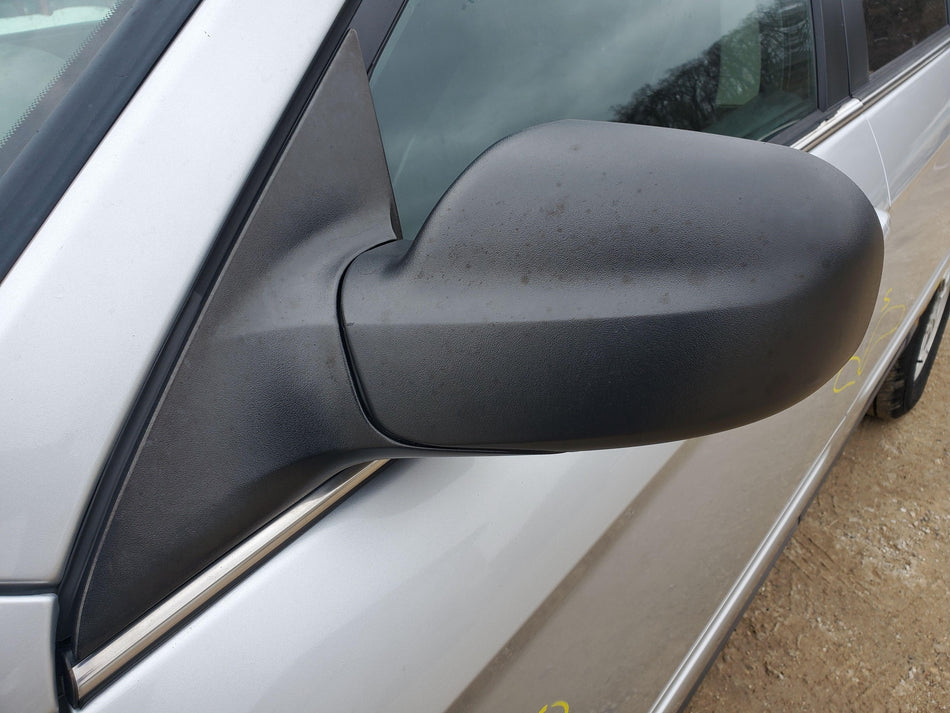 FrontLeftLHDoorMirror(blacktextured)(power)(w/oautodimming)200405ChryslerPacific