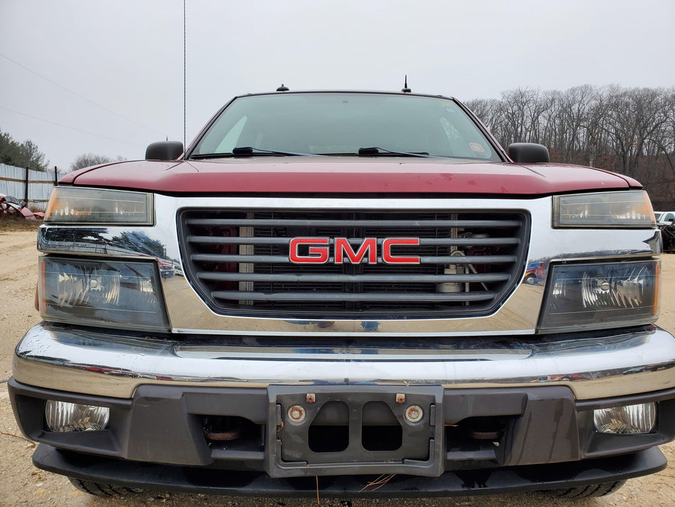 2004-2012 GMC Canyon Grille (chrome)(bubbling RH side see pic OEM