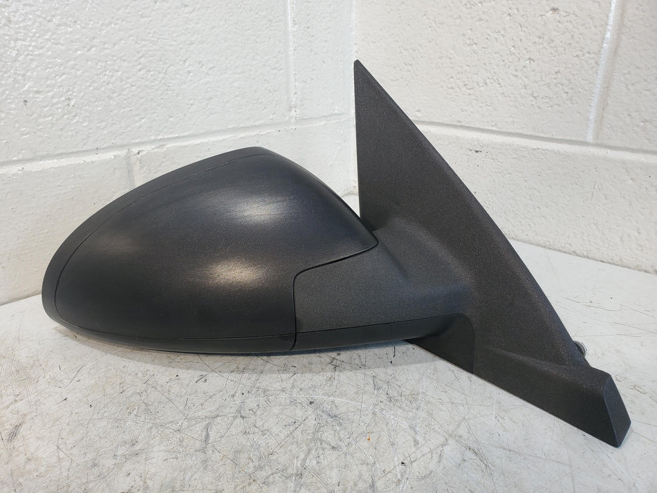 2004-2008 Chevy Malibu RH Passenger Power Door Mirror No Heat 22727438