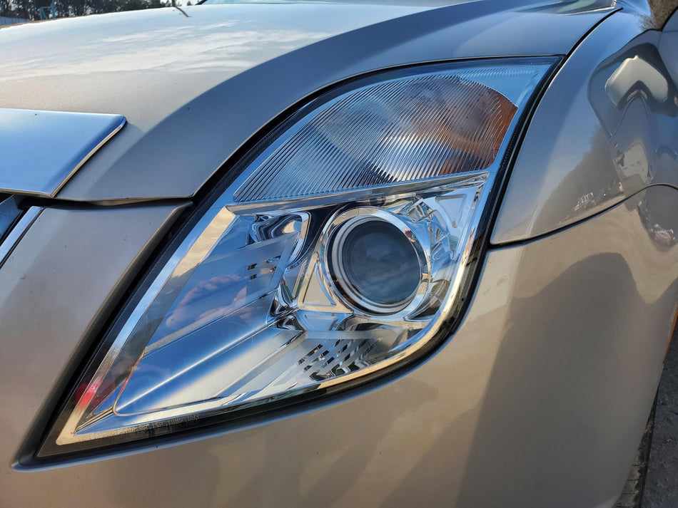 LH Headlight Assembly (driver side) 2010-2011 Mercury Milan