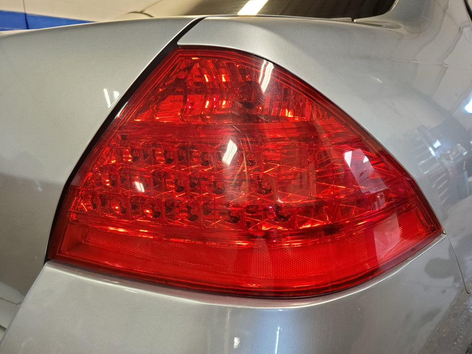 2006-2007 Honda Accord RH Tail Light Assembly OEM