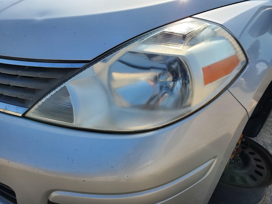 2007-2012 Nissan Versa Front LH Head Light Assembly OEM