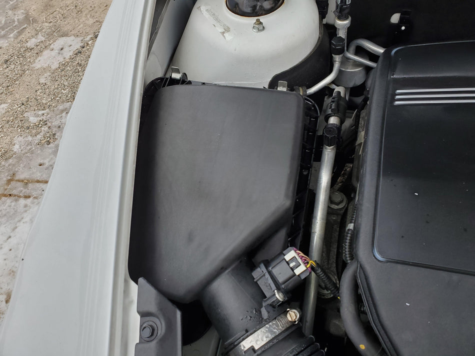 08 09 2010 11 12 Chevy Malibu 2.4L Engine Air Box Cleaner