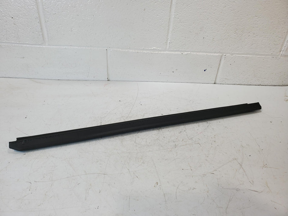 1992-1996 Ford E150 E250 E350 Front RH Inside Window Belt Weather Strip OEM