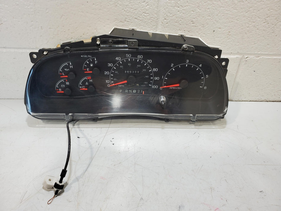 1999 - 2001 Ford F350 Gas Speedometer Instrument Gauge Cluster XC3F-10849-BE OEM