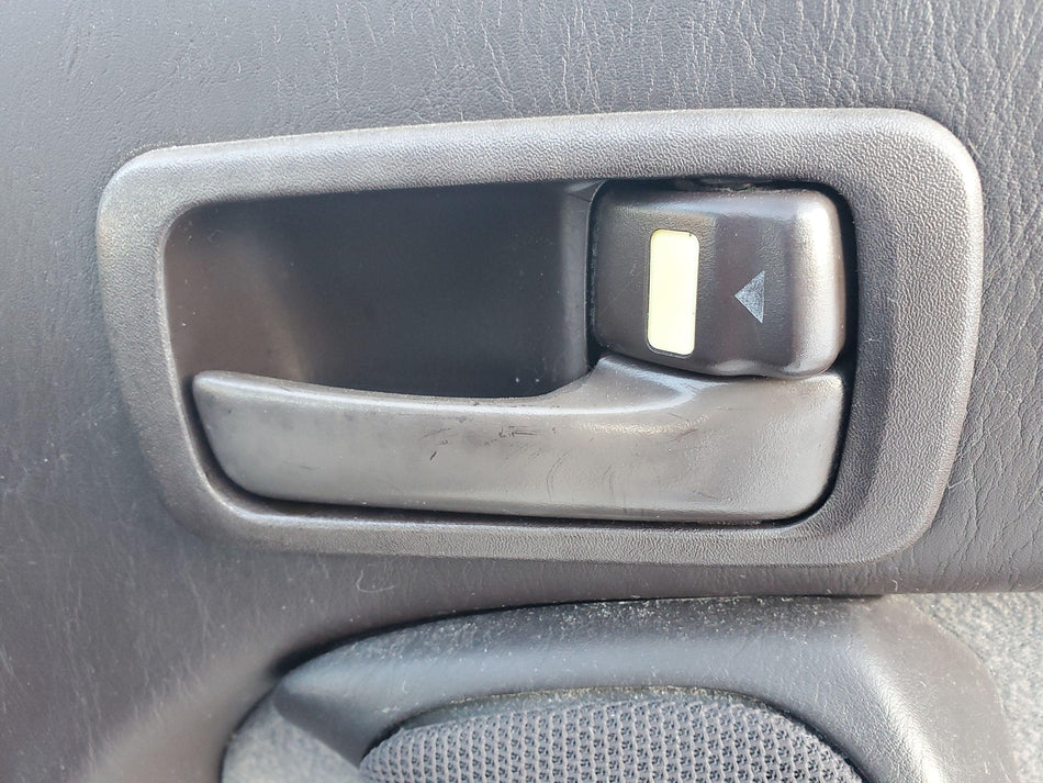 1992 Toyota Camry Inside Door Handle Front RH Right (brown)(Passenger Side