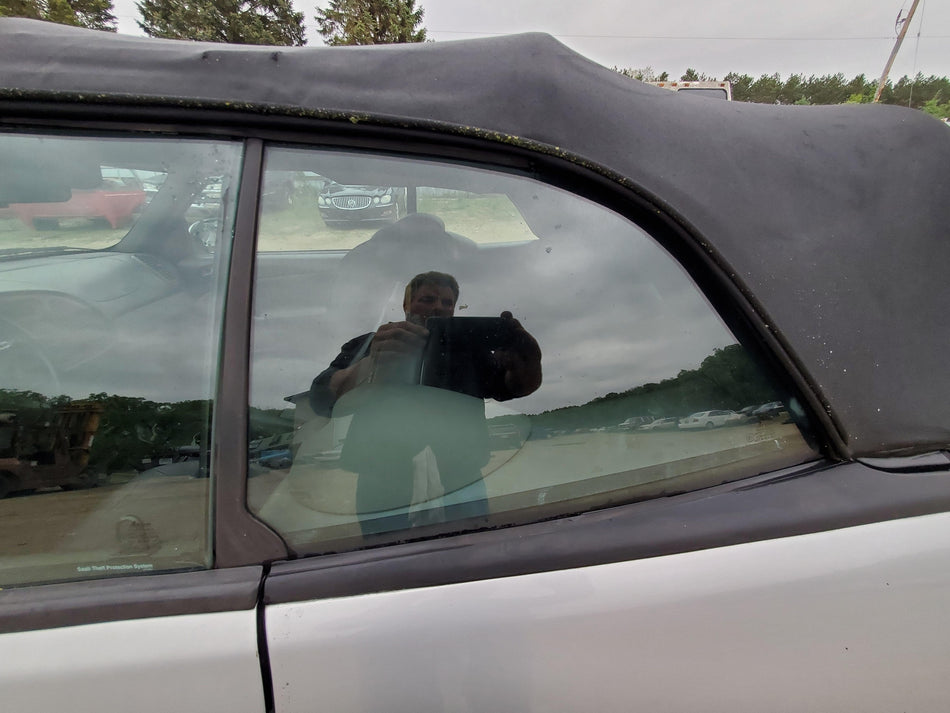 1999-2003 SAAB 9-3 Rear LH Quarter Glass/Window (AS2 tint)
