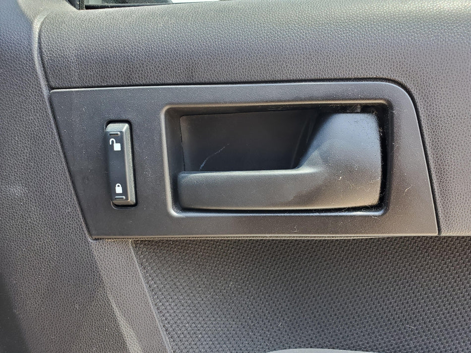 2008-2012 Ford Escape Front RH Inside Door Handle (black