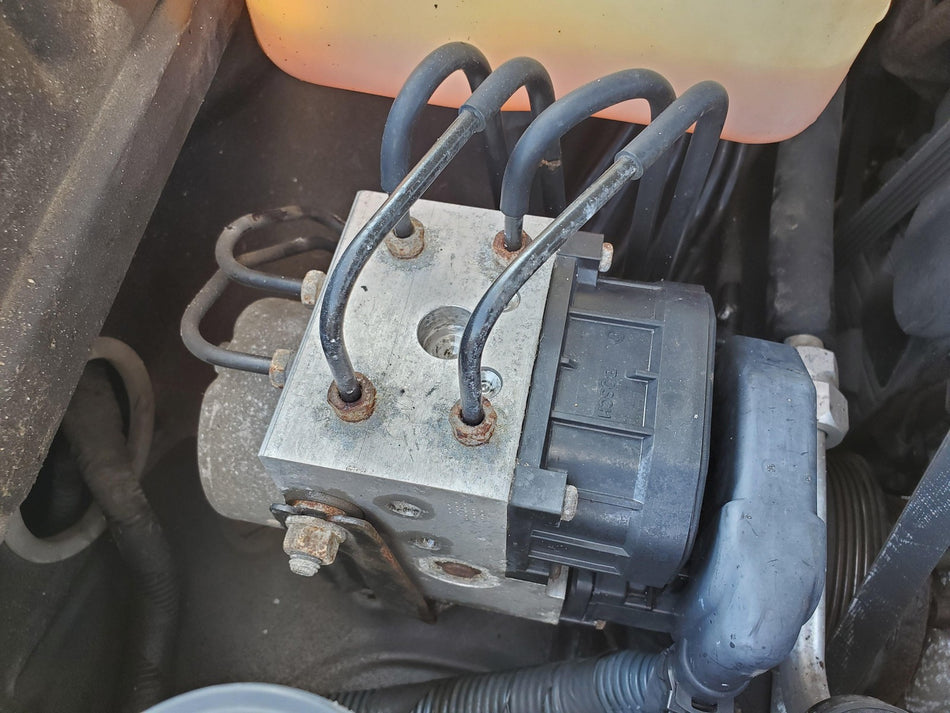 1997-1998 Toyota Camry Anti Lock Brake Assembly ABS (US built)
