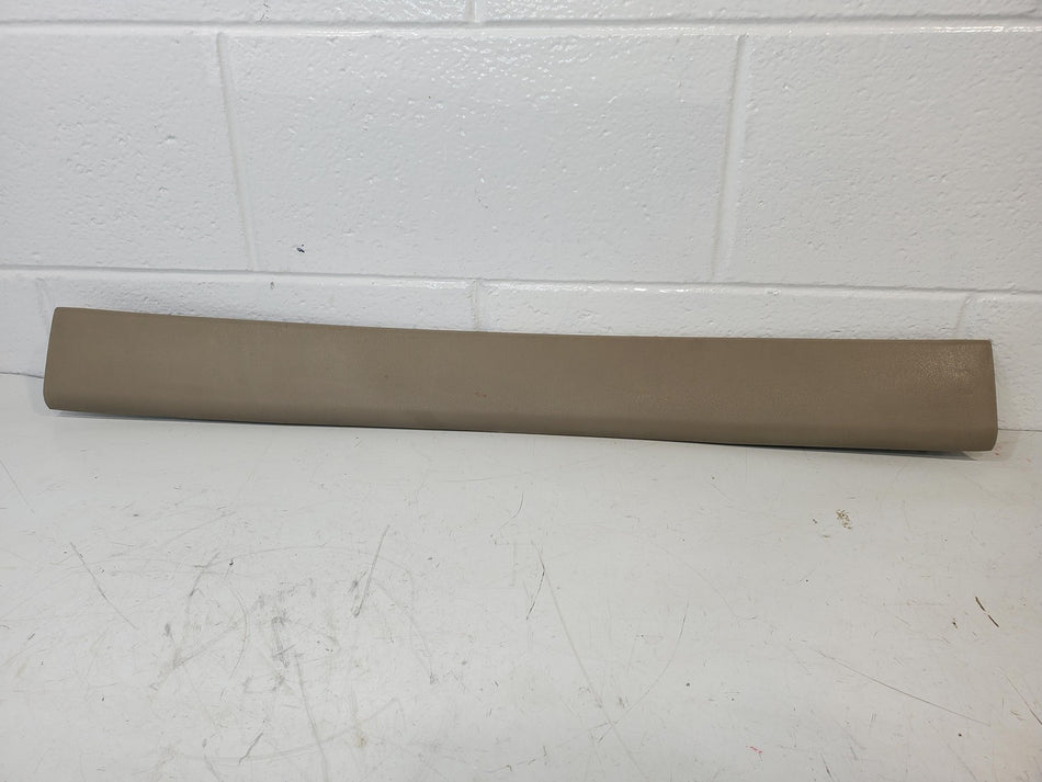 2001-2006 Hyundai Santa Fe Rear Roof Headliner Trim Cover OEM 85340-26000