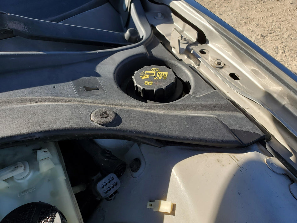 2000-2006 Lincoln LS Coolant Recovery Bottle Reservoir OEM