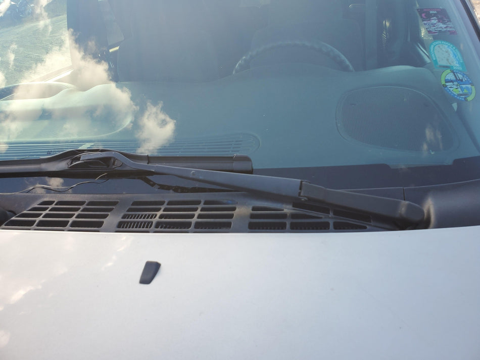 Front LH Wiper Arm 1995-2005 Chevy Blazer