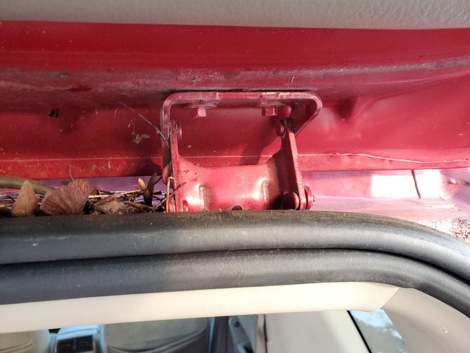 2002 Ford Explorer Lid/Hatch Hinge RH (Passenger Side)(Toreader Red Metallic OEM