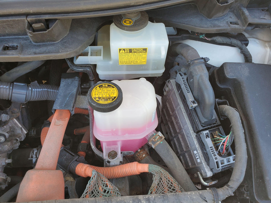 2010-2018 TOYOTA PRIUS Coolant Recovery Bottle