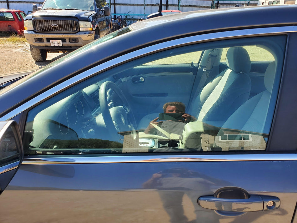 Front LH Door Glass/Window (AS2 tint) 2007-2009 Saturn Aura