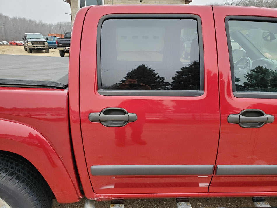 Rear RH Door (pass side)(electric) 2004-2012 GMC/Chevy Canyon/Colorado