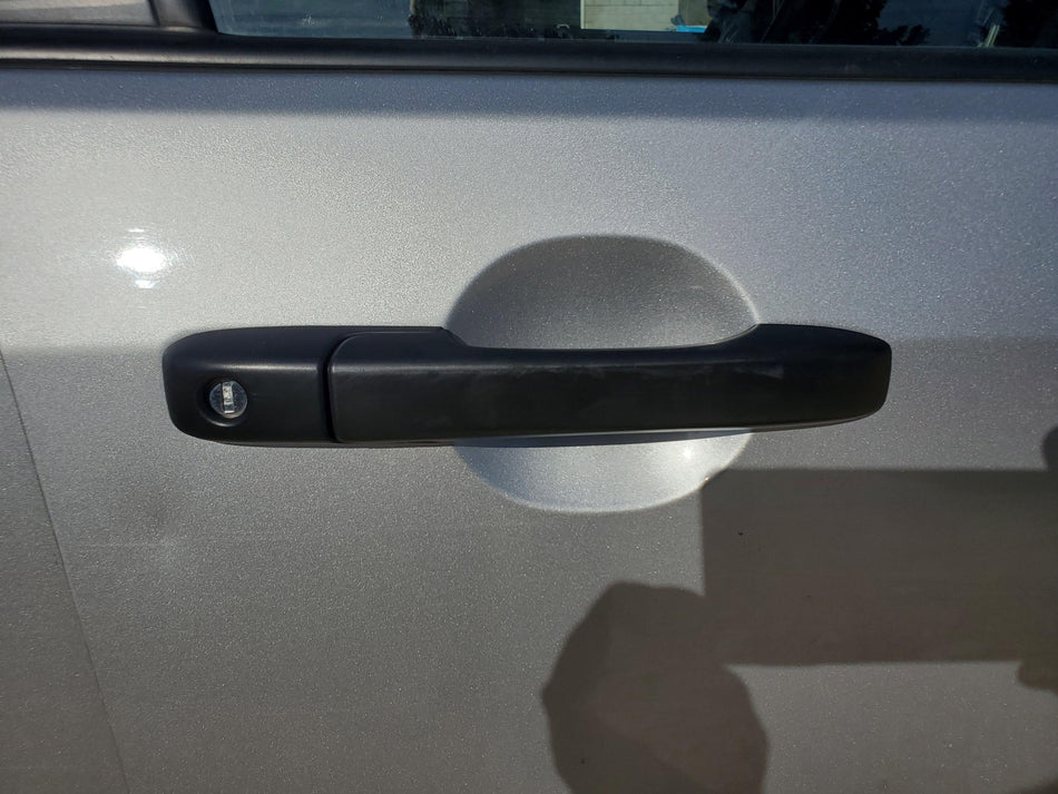2002-2006 Honda CRV Front RH Outside Door Handle Assembly (moulded black OEM