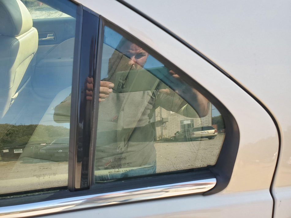 Rear LH Door Vent Glass/Window (AS2 solar tint) 2006-2012 Ford Fusion