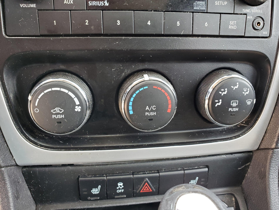 2011-2012 Dodge Caliber Heater A/C Control (with o auto temp OEM