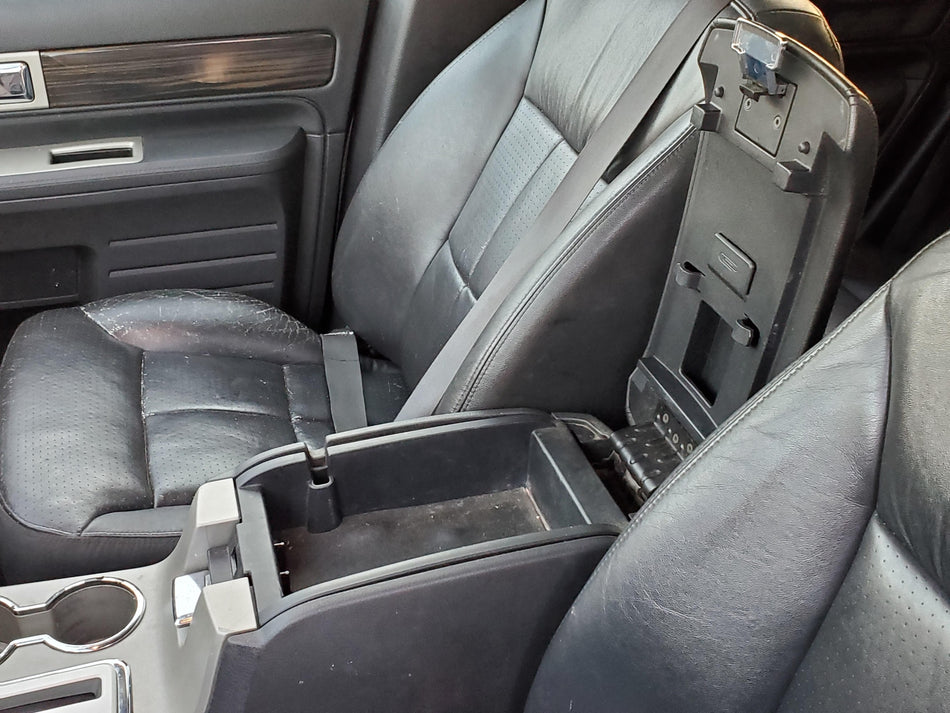 2007 Lincoln MKX Front Floor Center Console (w/o shift trim cup holder) (black