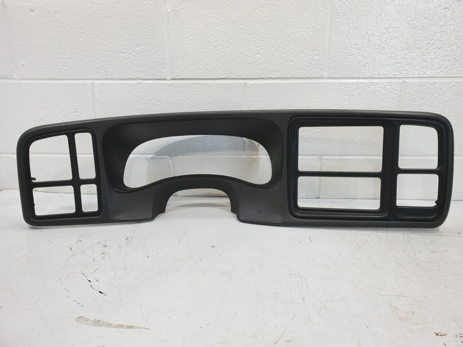 2003-2006 Chevy GMC Silverado 1500 2500 3500 Instrument Cluster Radio Bezel OEM