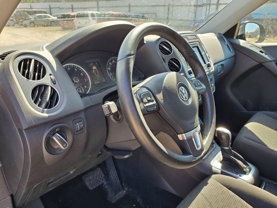 2014-2018 Volkswagen Tiguan Steering Column (bare)(floor shift