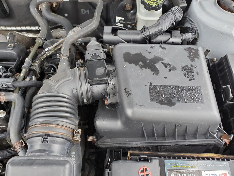 2007 08 09 10 Optima 2.4L Air Intake Box