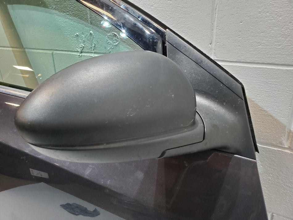 2011-2014  Right RH Manual Door Mirror Black Chevy Cruze