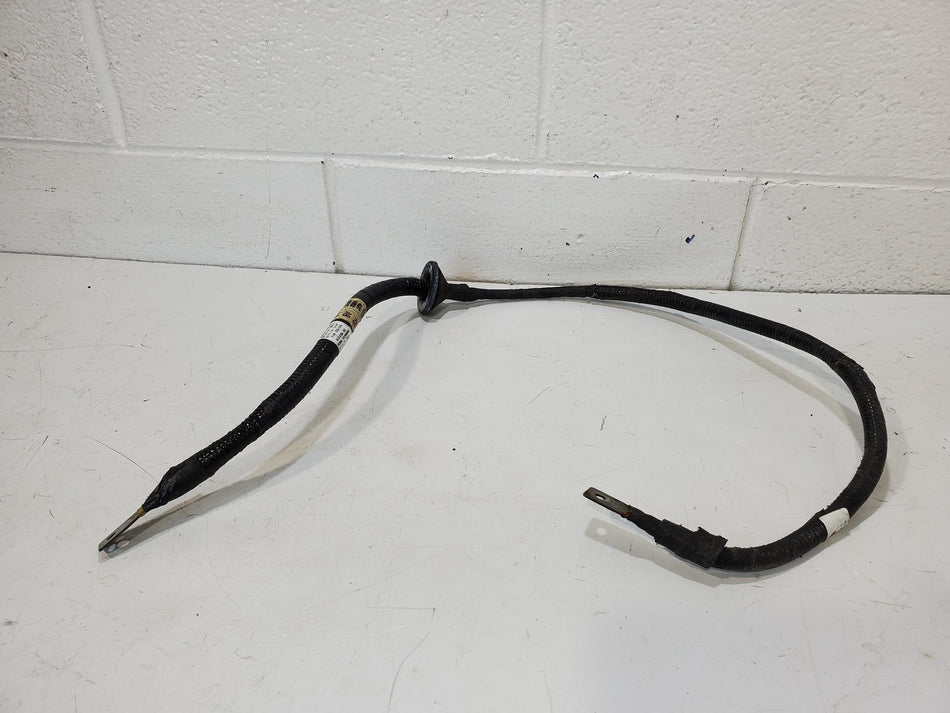 2004-2008 Ford F150 Battery Cable Cabin Fuse Box 12v Supply OEM